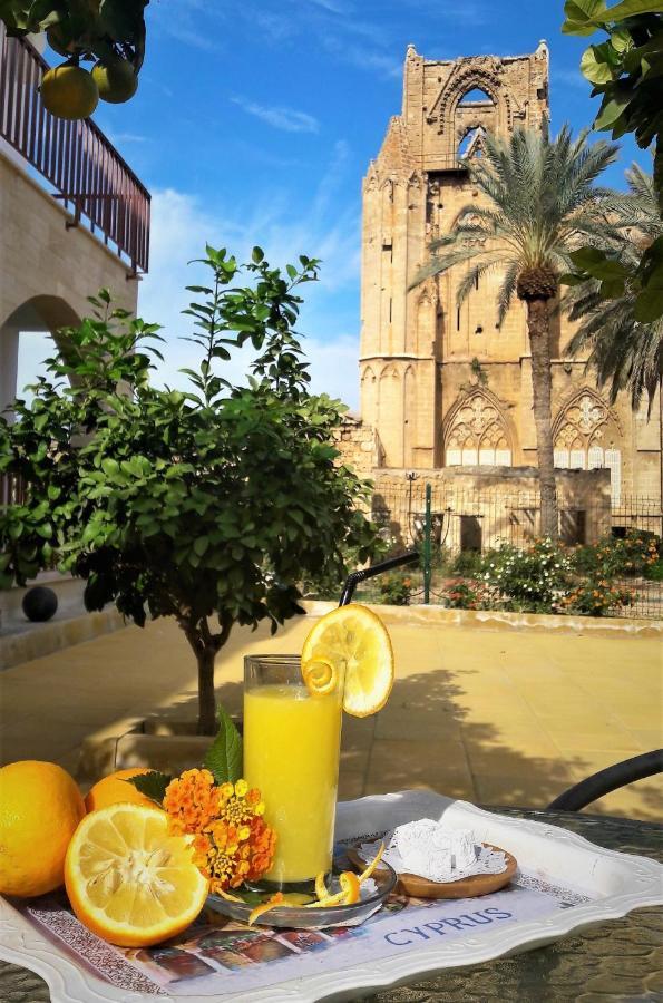 Golden Palms Guest House & Cafe Famagusta  Bagian luar foto